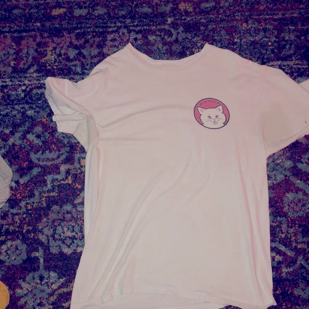 Brand is ripndip size is M. only been worn a few times. check video for back